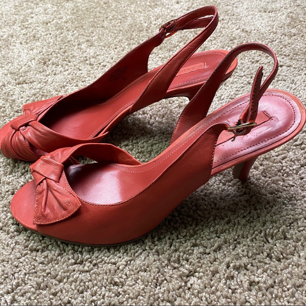 Bandolino Salmon Slingback Heels 10 Leather